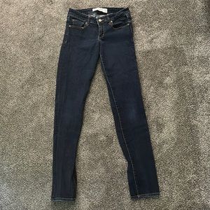 Dark/Navy blue low tide skinny jeans from Abercrombie and Fitch, size 2 regular